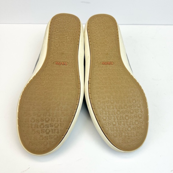 Taos Zipward Sneakers Womens Size 8.5 Gray Leather Slip On  Shoes Loafers - Picture 7 of 9